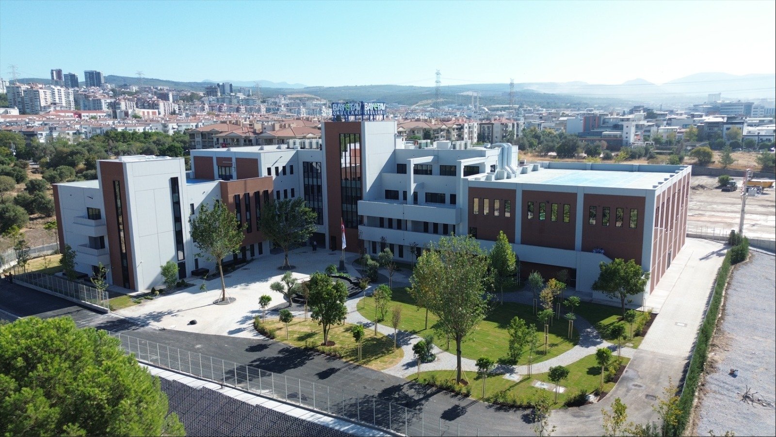Özel Bornova Bayetav Anadolu Lisesi