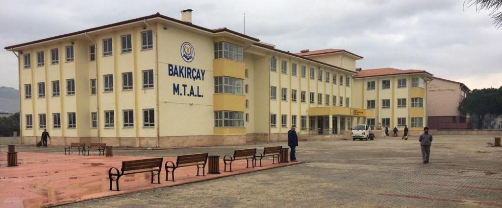 Bergama Bakırçay Ticaret Mesleki ve Teknik Anadolu Lisesi
