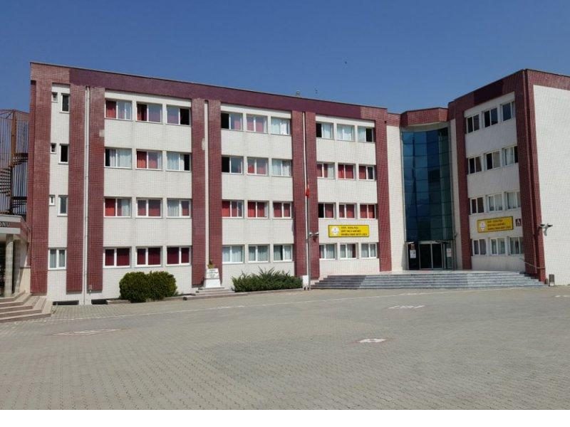 Şehit Halil Kantarcı Anadolu İmam Hatip Lisesi