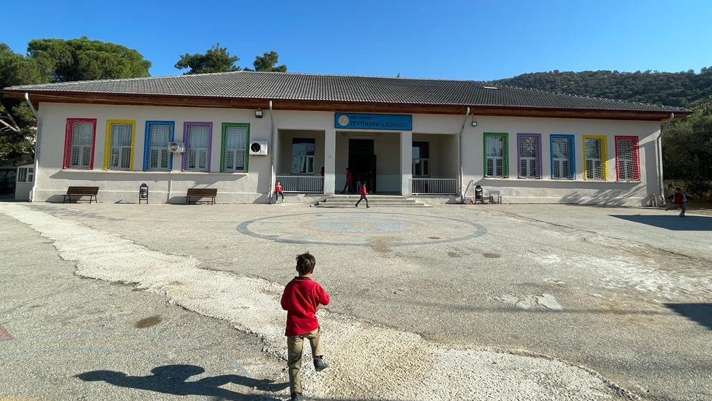 Zeytinova İlkokulu