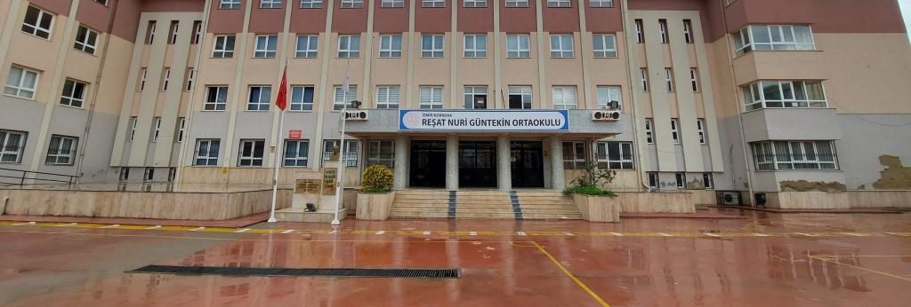 Reşat Nuri Güntekin Ortaokulu