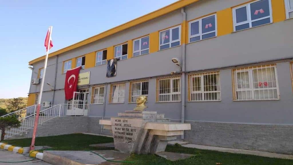 Bergama Zeytindağ Çok Programlı Anadolu Lisesi
