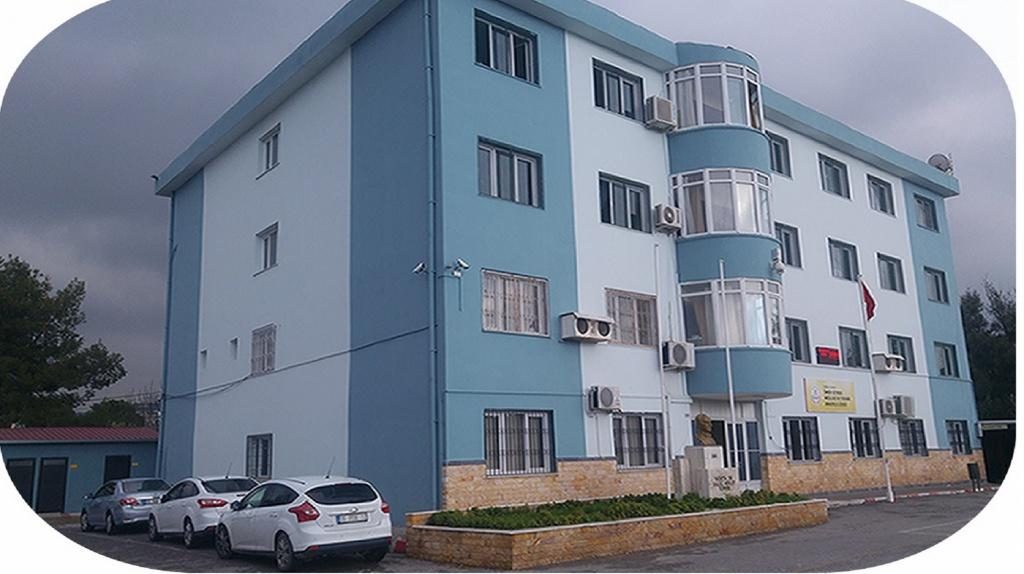 Konak Ömer Zeybek Ticaret Mesleki ve Teknik Anadolu Lisesi