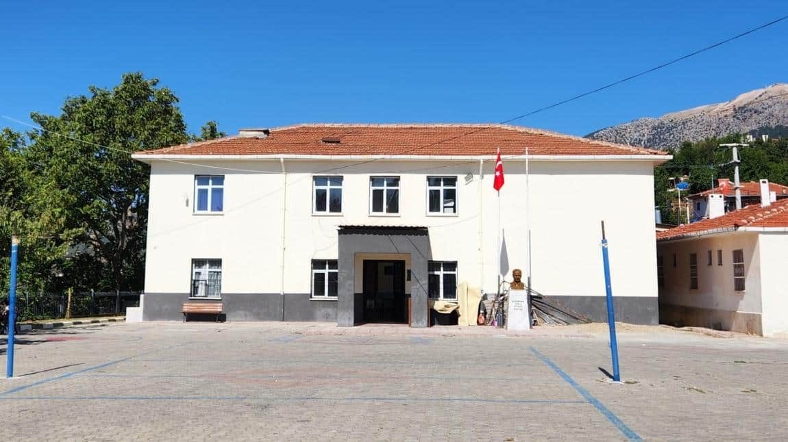 Cevizli Ege Bölgesi Sanayi Odası İlkokulu