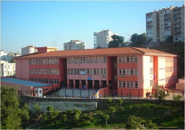 Başöğretmen Atatürk Ortaokulu