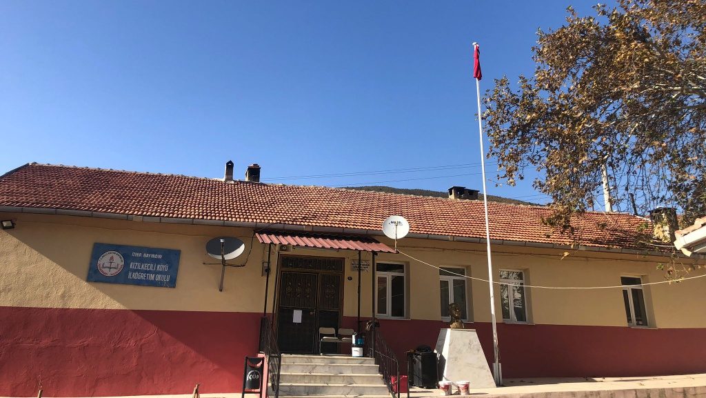 Kızılkeçili İlkokulu