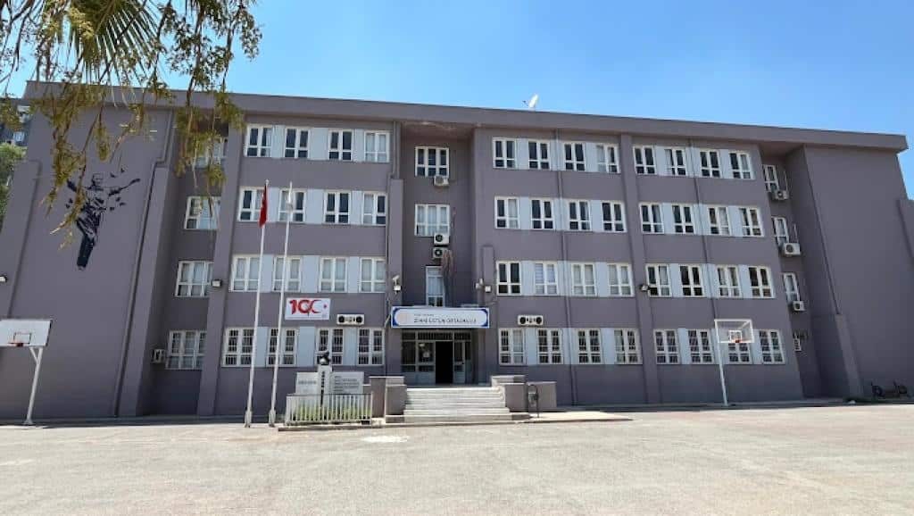 Zihni Üstün Ortaokulu