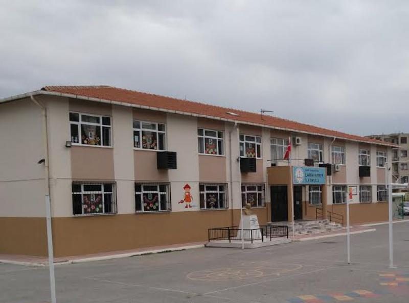 Lamia Karer İlkokulu