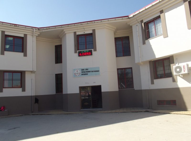 Tüpraş Mahmut Esat Bozkurt Ortaokulu