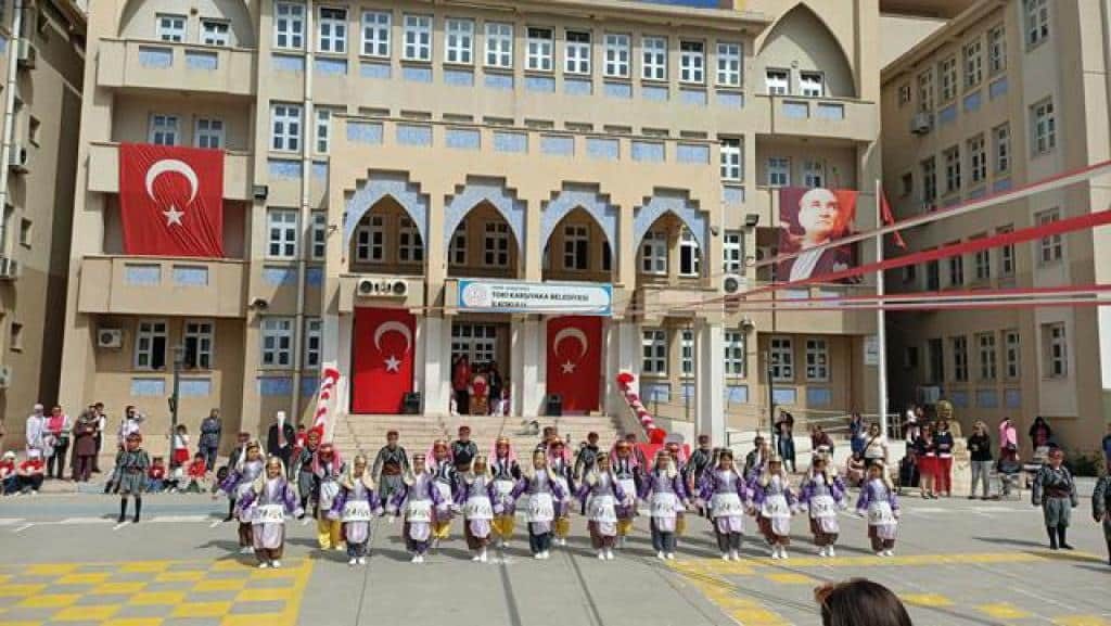 TOKİ Karşıyaka Belediyesi İlkokulu