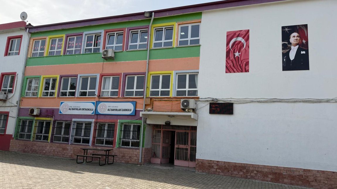 Ali Bayırlar İlkokulu