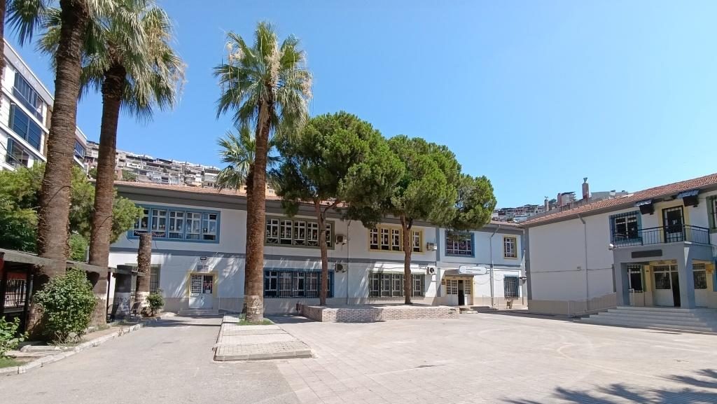 Süleyman Eczacıbaşı İlkokulu
