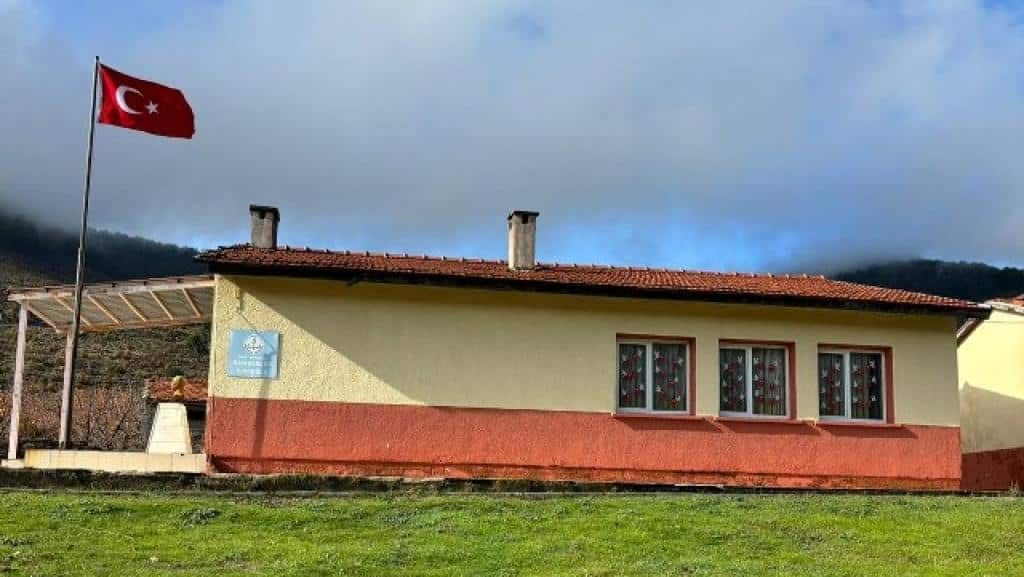 Kamberler İlkokulu