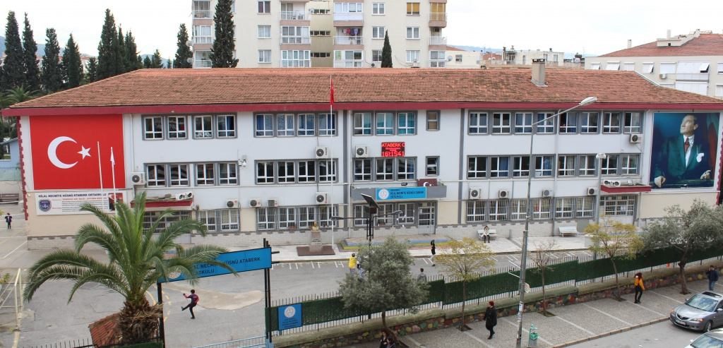 Hilal Necmiye Hüsnü Ataberk Ortaokulu