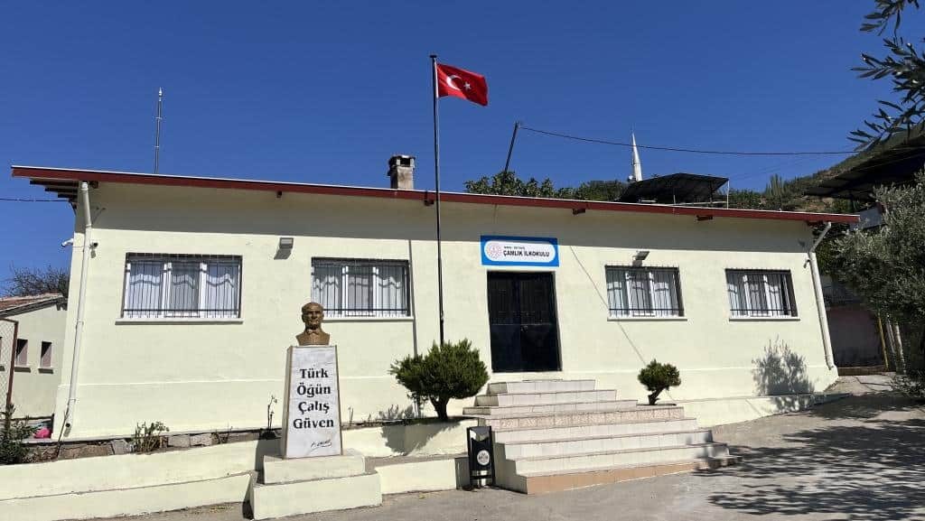 Çamlık İlkokulu