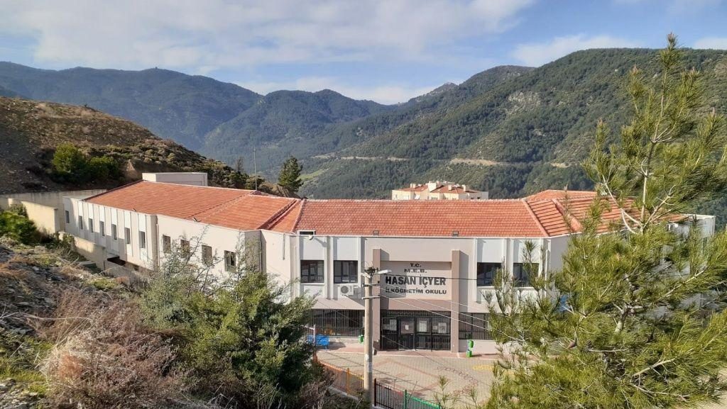Hasan İçyer İlkokulu