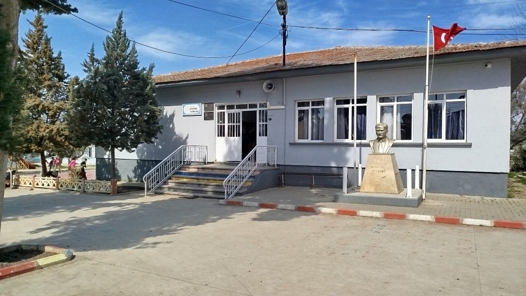 Eskioba İlkokulu