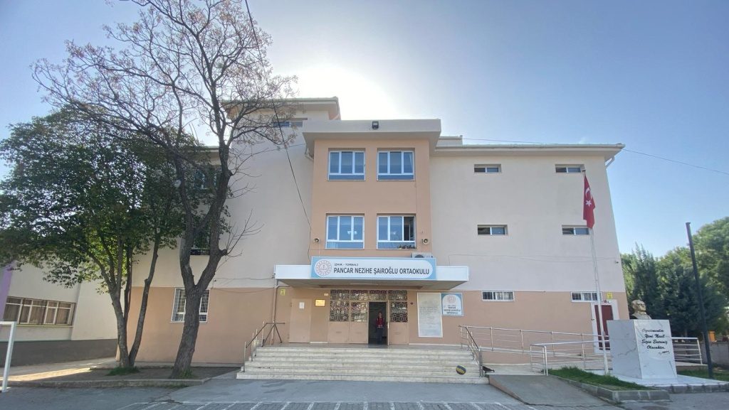 Pancar Nezihe Şairoğlu Ortaokulu