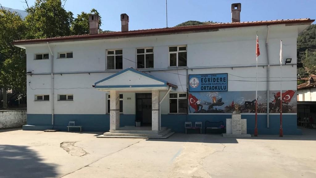Eğridere İbrahim Kardiçalı Ortaokulu