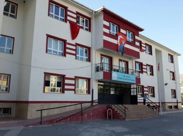 Ertuğrul Gazi İmam Hatip Ortaokulu