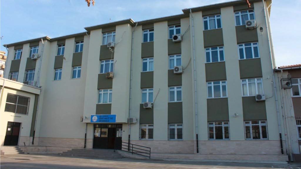 Şehit Halit Taş Ortaokulu