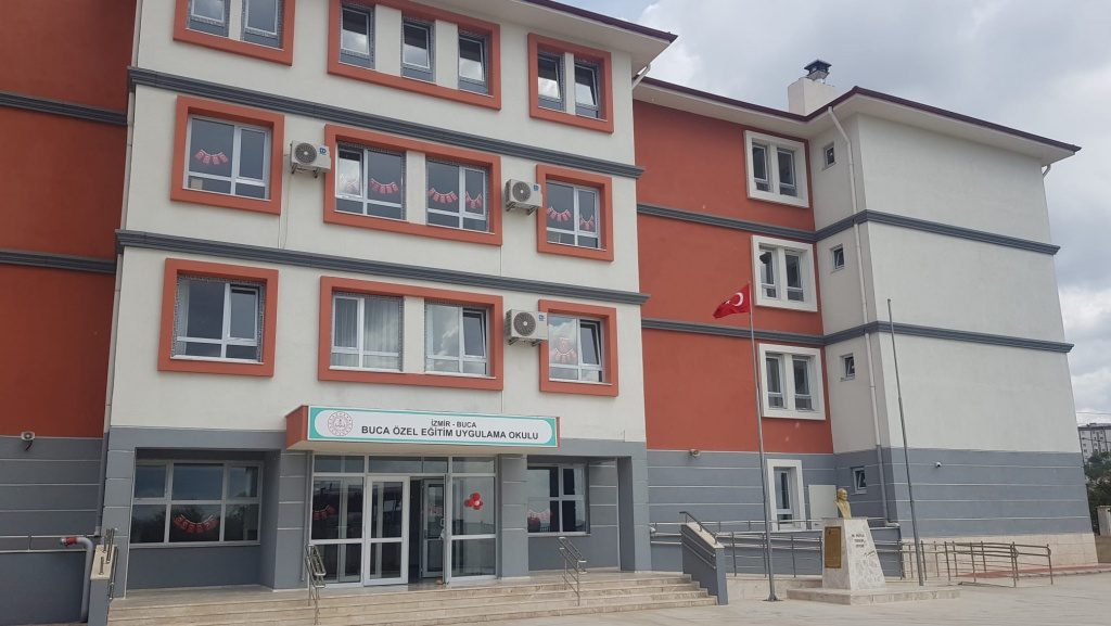 Buca Özel Eğitim Uygulama Okulu III. Kademe