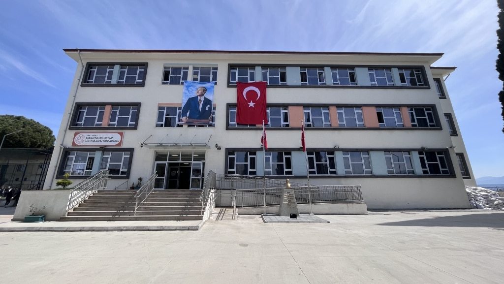 Torbalı Subaşı Mustafa Topalan Mesleki ve Teknik Anadolu Lisesi