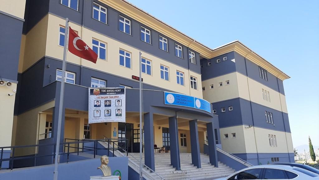 TOKİ Ahıska Kent Ortaokulu