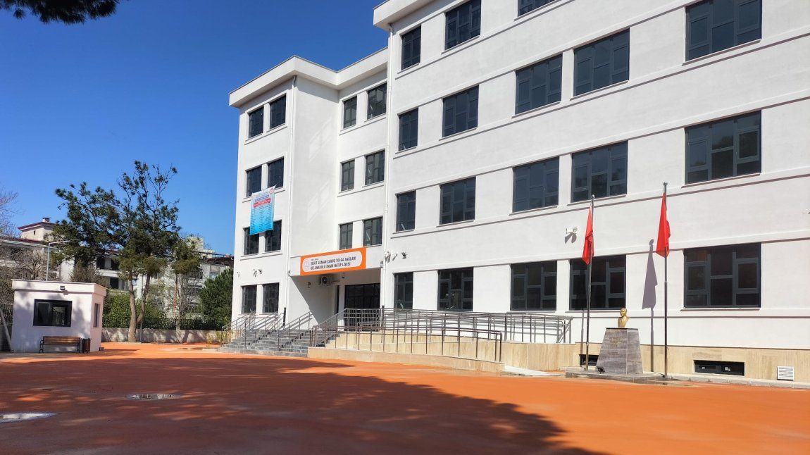 Şehit Uzman Çavuş Tolga Sağlam Kız Anadolu İmam Hatip Lisesi