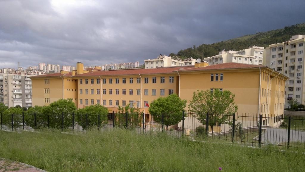 TOKİ Karşıyaka Belediyesi Anadolu Lisesi