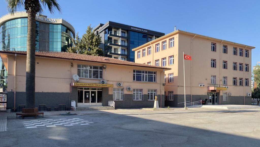 Halide Edip Adıvar Anadolu Lisesi