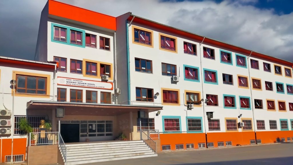 Bornova Şükrü Seher Ergil Mesleki ve Teknik Anadolu Lisesi