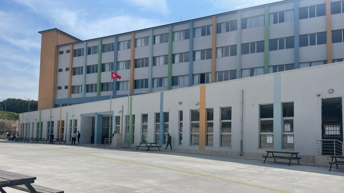 Üsküplü Sebahattin Özcan Mesleki ve Teknik Anadolu Lisesi