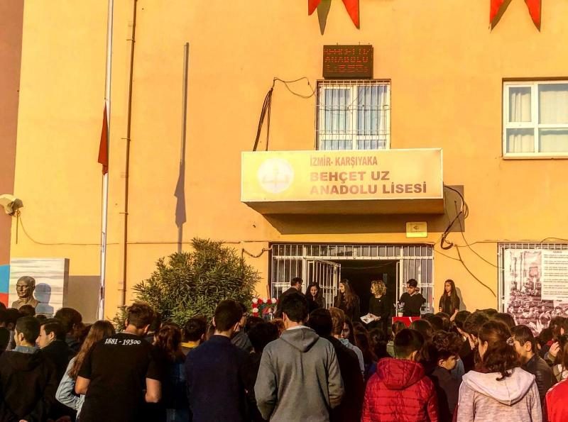 Karşıyaka Behçet Uz Anadolu Lisesi