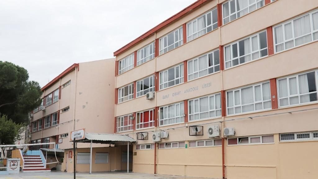 Ülfet Onart Anadolu Lisesi