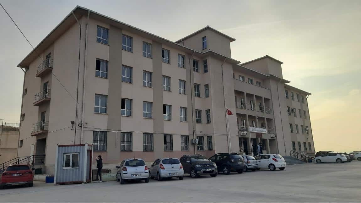 Menemen Atatürk Anadolu Lisesi