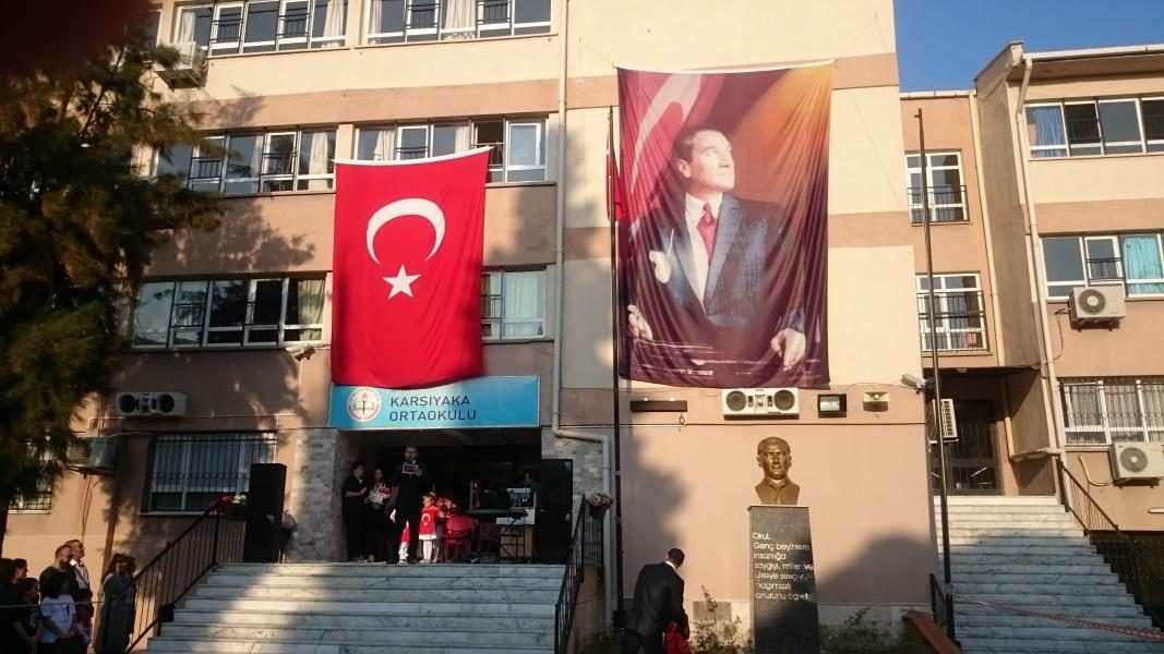 Karşıyaka Ortaokulu