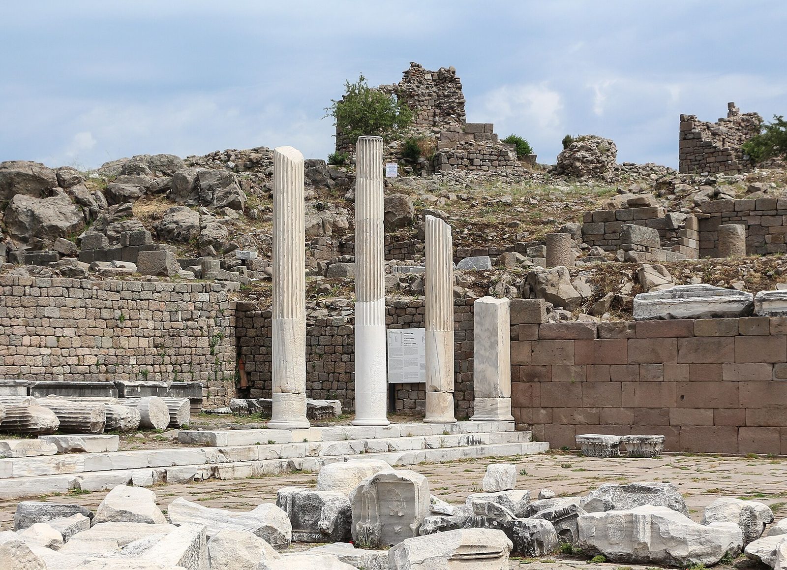 Bergama Akropolü
